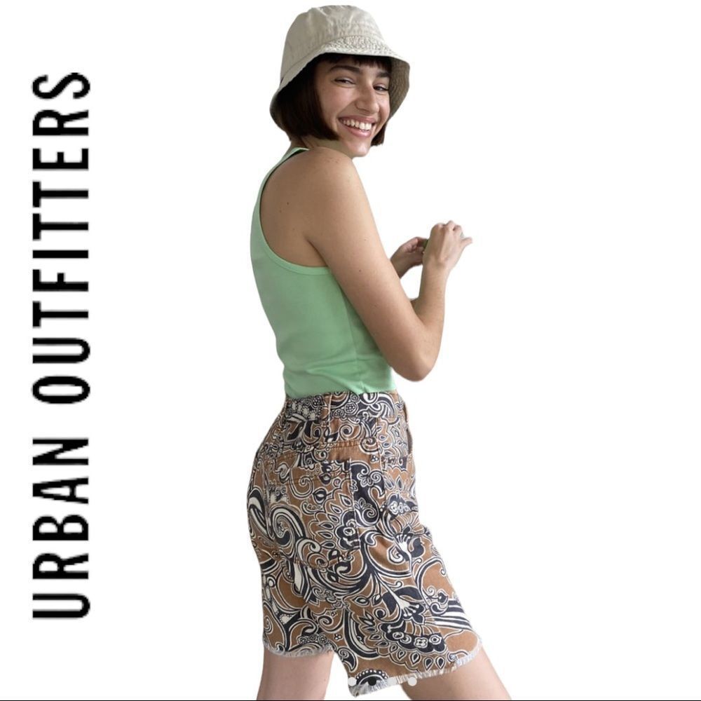 NEW Urban Outfitters UO BDG High-Waisted Paisley Bermuda Shorts 32